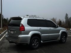 Photo of the vehicle Lexus GX