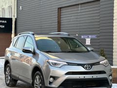 Сүрөт унаа Toyota RAV4