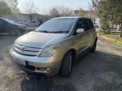 Photo of the vehicle Toyota Ist