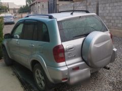 Сүрөт унаа Toyota RAV4