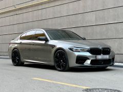 Фото авто BMW M5