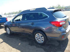 Photo of the vehicle Subaru Outback