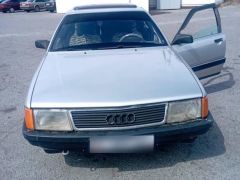 Photo of the vehicle Audi 100