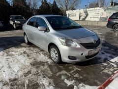 Фото авто Toyota Yaris