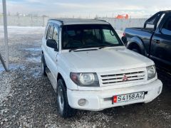 Фото авто Mitsubishi Pajero iO