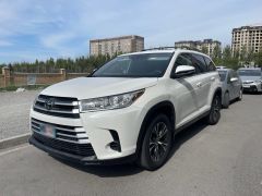 Сүрөт унаа Toyota Highlander