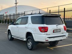 Сүрөт унаа Toyota Sequoia