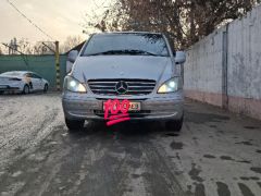 Сүрөт унаа Mercedes-Benz Viano