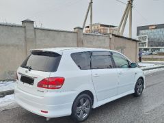 Photo of the vehicle Toyota Ipsum