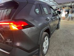 Сүрөт унаа Toyota RAV4