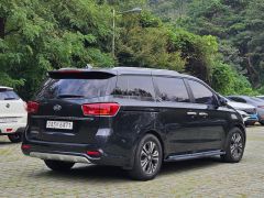 Photo of the vehicle Kia Carnival