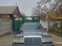 Сүрөт унаа Mercedes-Benz W124