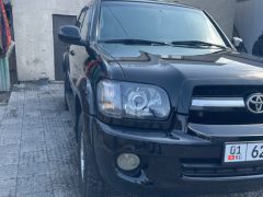 Сүрөт унаа Toyota Sequoia