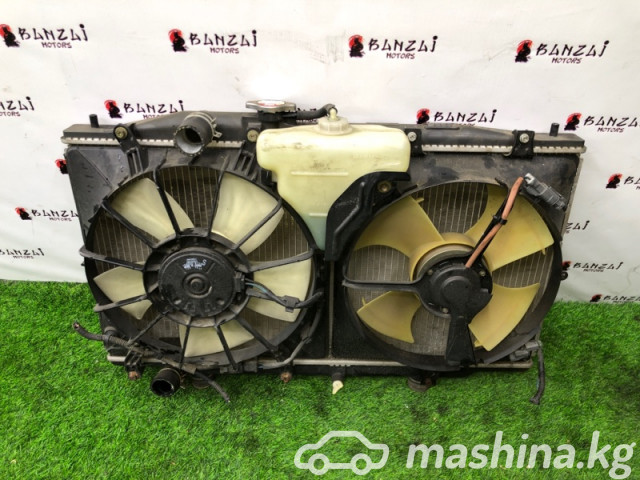 Запчасти и расходники - Радиатор охлаждения двигателя UC1