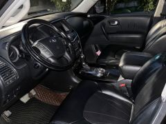 Photo of the vehicle Infiniti QX56