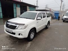 Photo of the vehicle Toyota Hilux