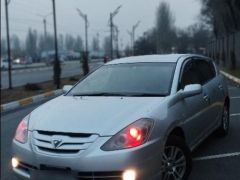 Photo of the vehicle Toyota Caldina