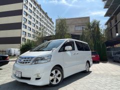 Фото авто Toyota Alphard