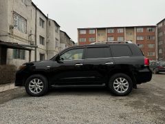 Photo of the vehicle Lexus LX