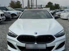 Сүрөт унаа BMW 8 серия