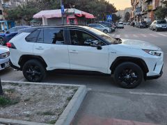 Photo of the vehicle Toyota RAV4