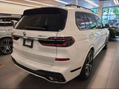 Фото авто BMW X7