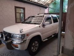 Сүрөт унаа Nissan Terrano