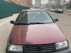 Фото авто Volkswagen Vento