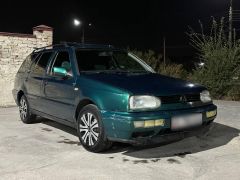 Photo of the vehicle Volkswagen Golf