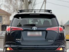 Сүрөт унаа Toyota RAV4