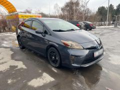 Фото авто Toyota Prius