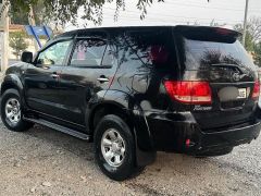 Сүрөт унаа Toyota Fortuner