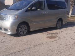 Photo of the vehicle Toyota Alphard