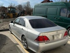 Photo of the vehicle Toyota Crown