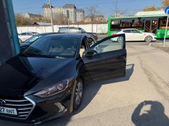 Сүрөт унаа Hyundai Elantra