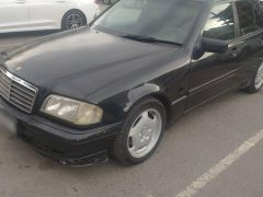 Сүрөт унаа Mercedes-Benz C-Класс