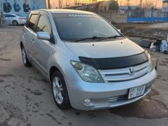 Фото авто Toyota Ist