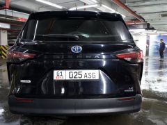 Сүрөт унаа Toyota Sienna