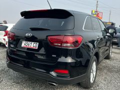 Photo of the vehicle Kia Sorento