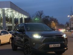 Сүрөт унаа Toyota RAV4