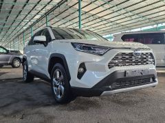 Сүрөт унаа Toyota RAV4