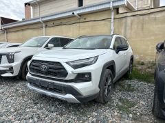 Сүрөт унаа Toyota RAV4