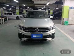 Photo of the vehicle Volkswagen Tiguan