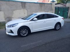 Photo of the vehicle Hyundai Sonata