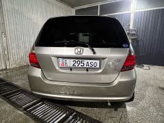 Photo of the vehicle Honda Fit