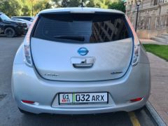 Фото авто Nissan Leaf