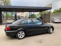 Photo of the vehicle BMW 3 Series