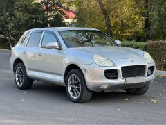 Фото авто Porsche Cayenne