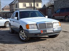 Photo of the vehicle Mercedes-Benz W124