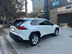 Photo of the vehicle Toyota RAV4